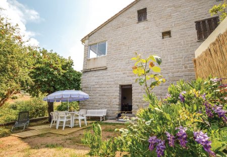 Apartment in Coti-Chiavari, Corsica