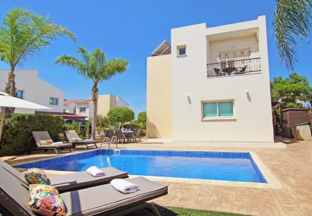 Villa in Pernera, Cyprus
