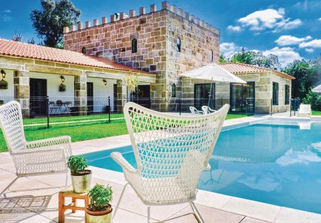 Villa in Paço, Bouça da Carreira e Loureiro, Portugal