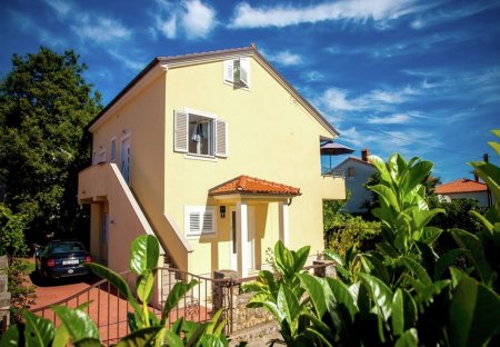 Apartment in Vantačići, Croatia