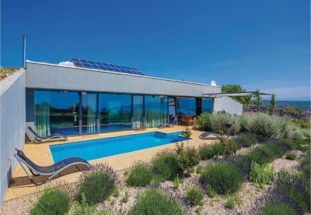 Villa in Vrh, Croatia