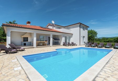 Villa in Šumber, Croatia