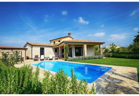 House in Kaštelir, Croatia
