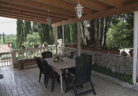 Apartment in Čilipi, Croatia