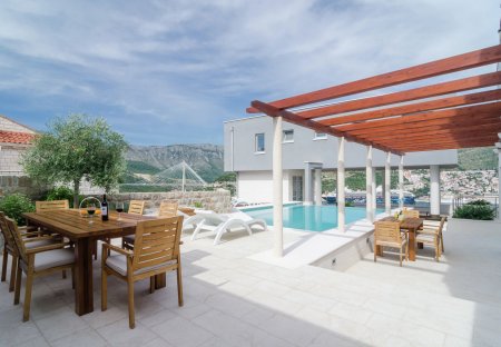 Apartment in Babin Kuk, Croatia