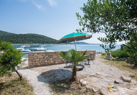 Cottage in Tkon, Croatia