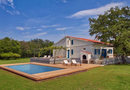 Villa in Garica, Croatia
