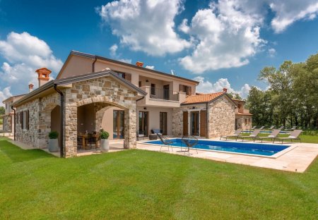 Villa in Novaki Motovunski, Croatia