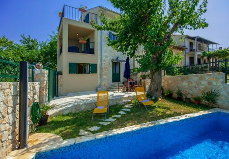 House in Dračevac - Monspinoso, Croatia
