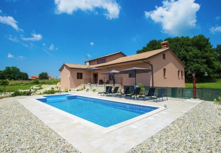 Villa in Novaki Motovunski, Croatia