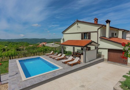 Apartment in Cerovlje, Croatia