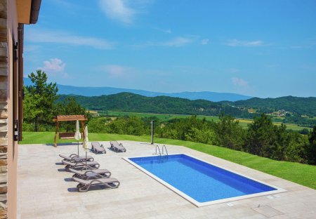 Villa in Novaki Pazinski, Croatia