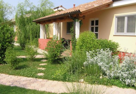 Bungalow in Varvari, Croatia