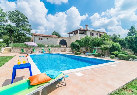 Villa in Kringa, Croatia