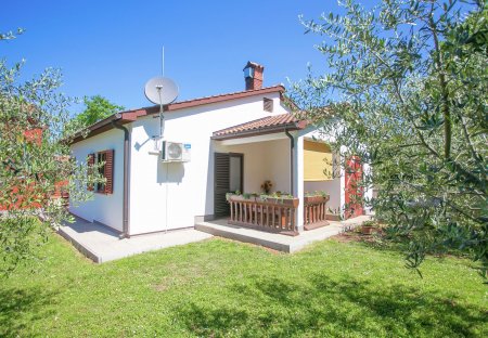Bungalow in Kukci, Croatia