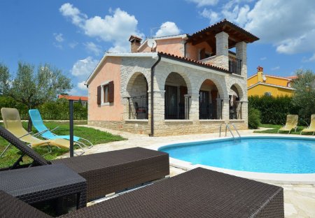 Villa in Montižana - Montisana, Croatia