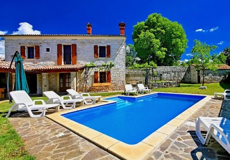 Villa in Jakovici, Croatia