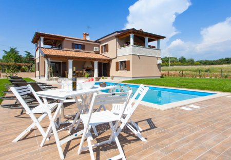 Villa in Jakovici, Croatia