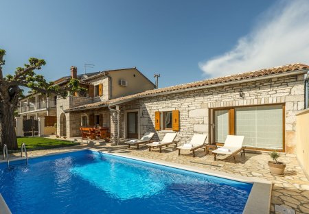 Villa in Zgrabljići, Croatia