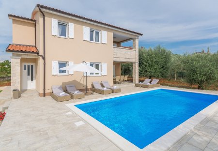 Villa in Selina, Croatia