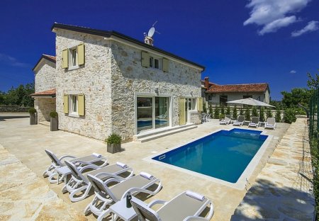 Villa in Tar, Croatia