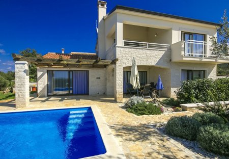 Villa in Barat, Croatia