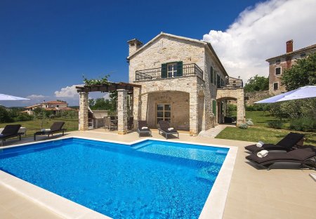 Villa in Barat, Croatia