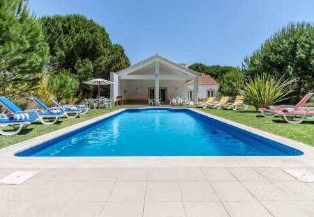 Villa in Quinta do Perú, Lisbon Metropolitan Area