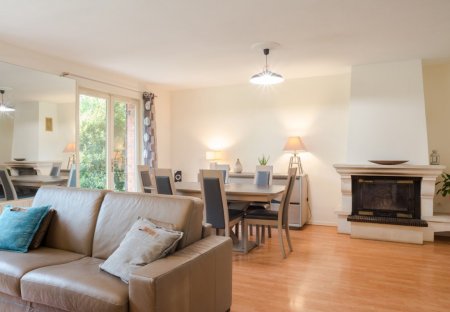 Apartment in Lambersart, France