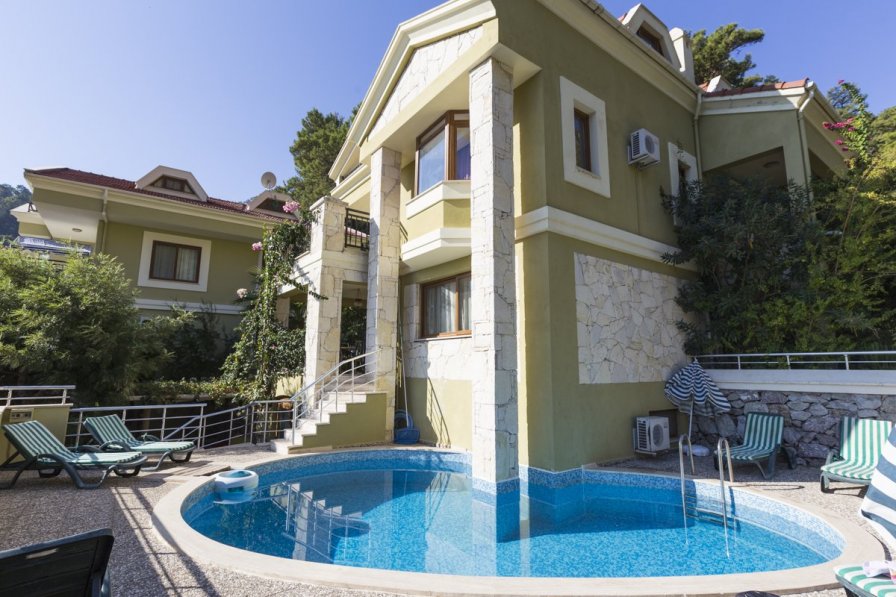 Villas in Turunc from £138 Clickstay