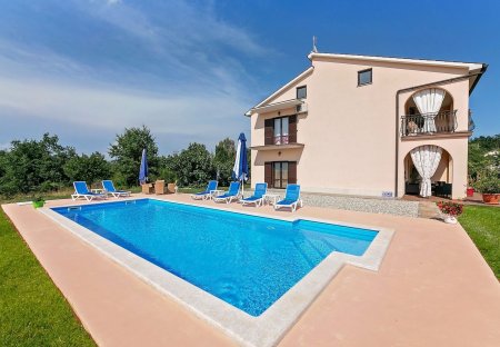 Apartment in Škropeti, Croatia