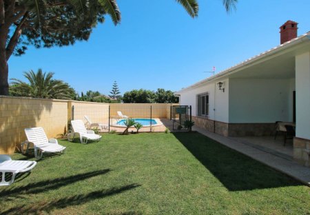 Villa in El Chinalejo, Spain