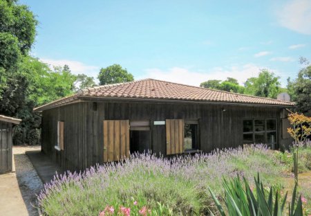 House in Soulac-sur-Mer, France