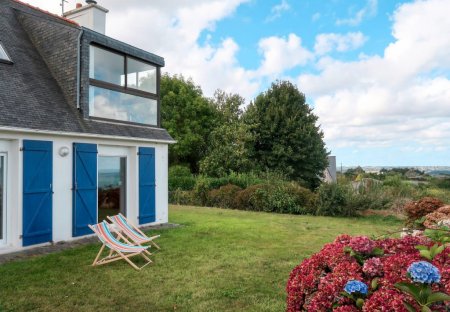 House in Plouézec, France