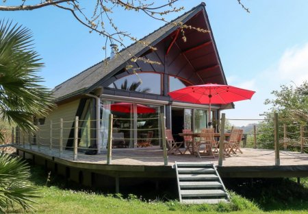 House in Saint-Michel-en-Grève, France