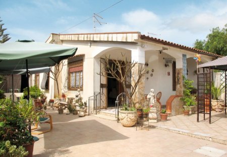 Villa in Ognina, Sicily