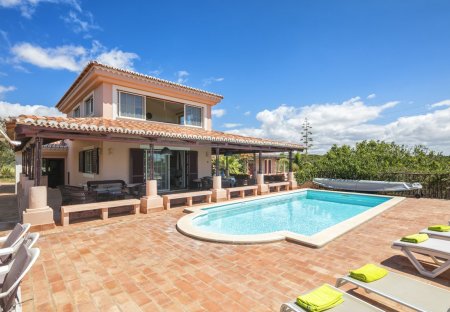 Villa in Caramujeira, Algarve