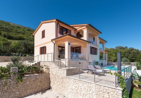 Apartment in Ravni, Croatia