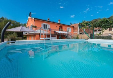 Apartment in Vinež, Croatia