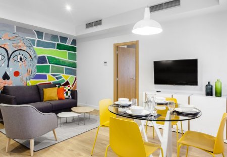 Apartment in Universidad, Spain