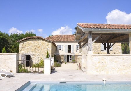 Villa in Castelnau-d'Arbieu, the South of France