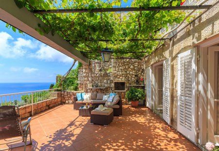 Apartment in Ploče (Dubrovnik), Croatia