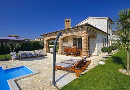 Villa in Barat, Croatia
