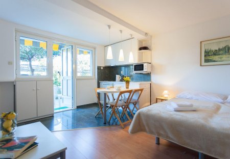 Studio Apartment in Batala, Croatia