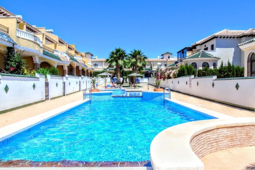 Villa to rent in Ciudad Quesada, Spain with shared pool 280610