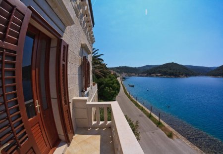 Apartment in Povlja, Croatia