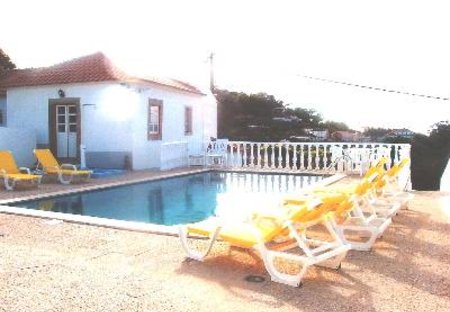Villa in Penedo, Lisbon Metropolitan Area: Swimming Pool and Atlantic View