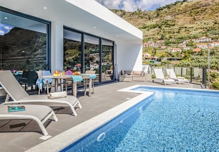 Villa in Fonte do Til, Madeira