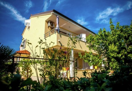 Apartment in Vantačići, Croatia