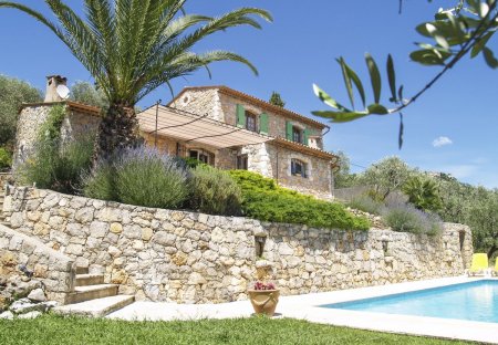Villa in Spéracèdes, the South of France: OLYMPUS DIGITAL CAMERA